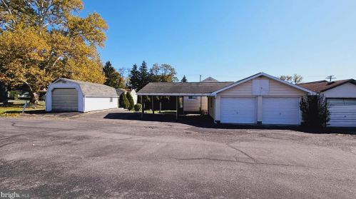 55 Blackiston Ave, Cumberland, MD 21502-3753