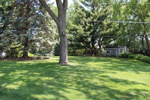 115 Eastern Ave, Willowbrook IL  60514-1414 exterior