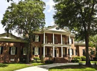 1 Hampton Pl, Savannah, GA 31411-1463