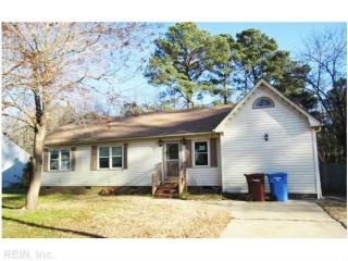 2463 Broadnax Cir, Chesapeake, VA 23323-4039