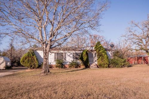30 Allen Dr, Huntsville, TX 77320-1401
