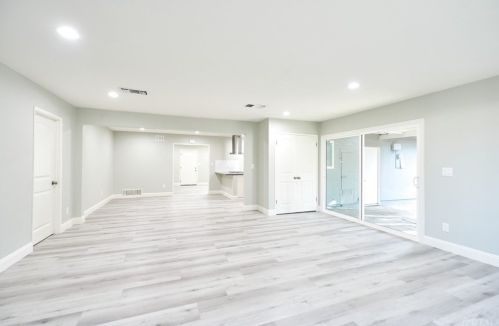 7041 Rainbow Ct, Riverside, CA 92506-4144