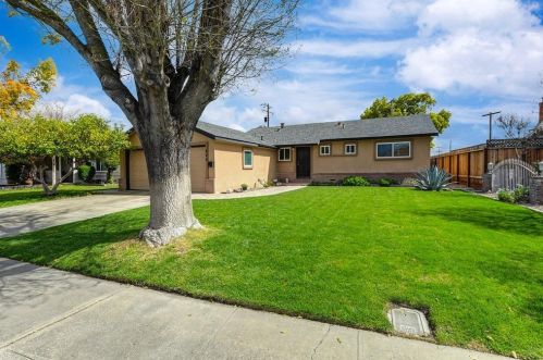424 Fremont St, Manteca, CA 95336-3902