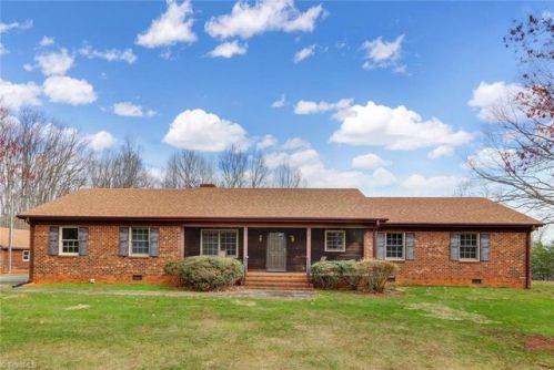 3881 Iron Works Rd, Reidsville, NC 27320-8420