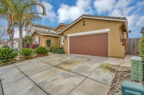 5714 Fire Poppy Dr, Elk Grove, CA 95757-2847