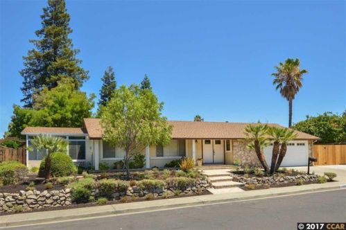 5725 Laurelwood Pl, Concord, CA 94521-4806