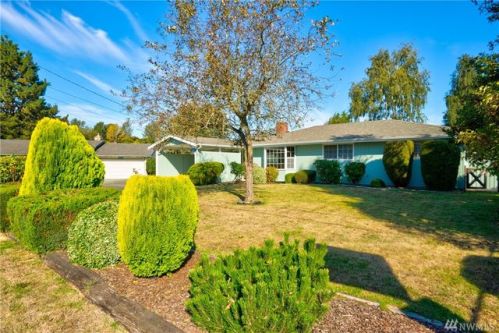 18407 Myrtle Dr, Burlington, WA 98233-3455