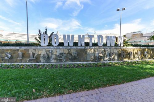 1524 Red Oak Dr, Silver Spring MD 20910-1549 exterior