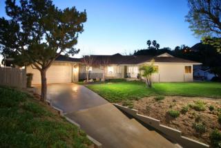 1731 Heather Ridge Dr, Glendale CA  91207-1037 exterior