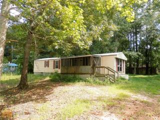 354 Laurel Trce, Carrollton GA  30116-8102 exterior