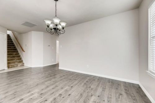 5704 Mountain Bluff Dr, Fort Worth TX  76179-7219 exterior