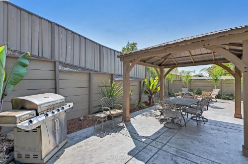 4024 Treat Blvd, Concord CA  94518-1836 exterior
