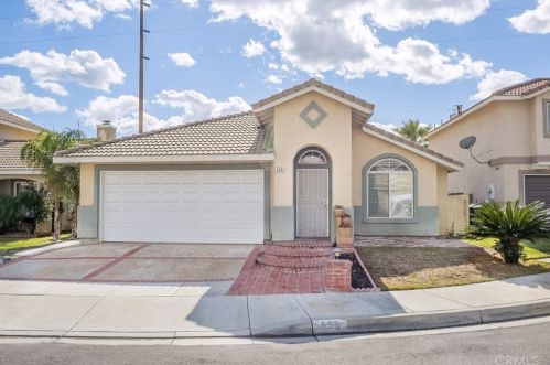 556 Casey Ct, Colton, CA 92324-1566