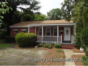 105 Hunter Cir, Fayetteville, NC 28304-3407