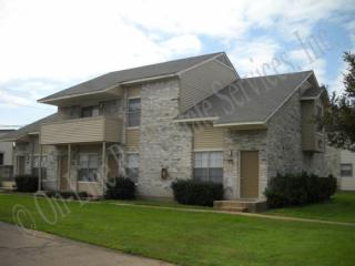 1202 Spring Loop, College Station TX  77840-7806 exterior
