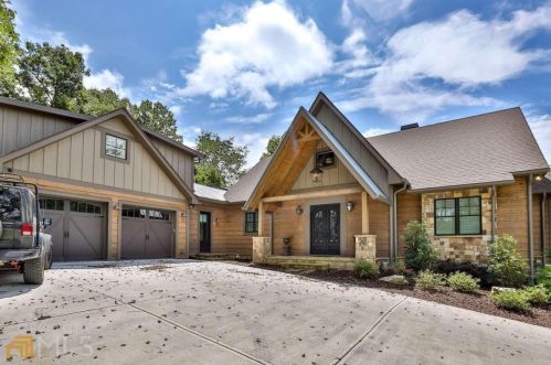 88 High Fields Dr, Ellijay, GA 30540-0828