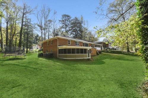 2777 Hedgewood Dr, Atlanta GA  30311-1231 exterior