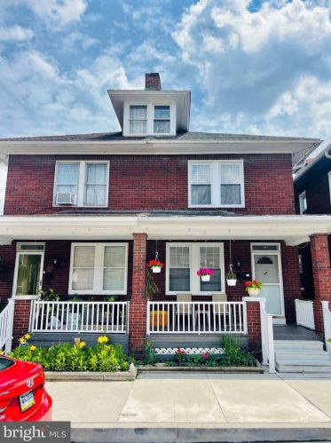 248 Maple St, York, PA 17401-2115