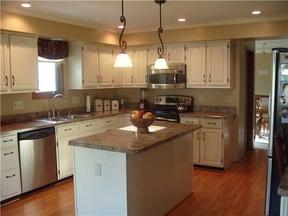 912 Ludwig Dr, Columbus, OH 43230-3880