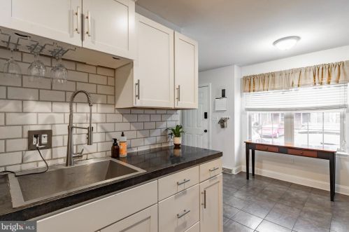 43 Chesapeake St, Lancaster PA  17602-4659 exterior