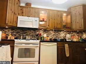 5400 Lighthouse Ln, Springfield, VA 22015-1909