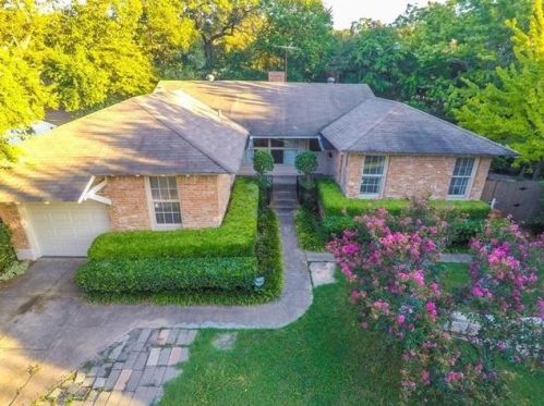 2834 9th St, Dallas TX  75211-2840 exterior