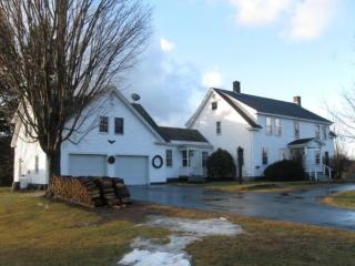 52 Farr Rd, Lebanon, NH 03766-2009