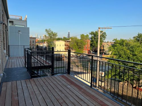 2215 Chicago Ave, Chicago IL  60622-4829 exterior