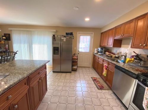 7859 Nordica Ave, Niles IL  60714-3313 exterior