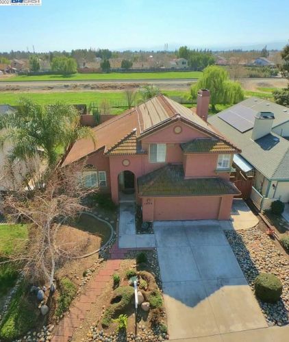 1470 Renown Dr, Tracy, CA 95376-4454