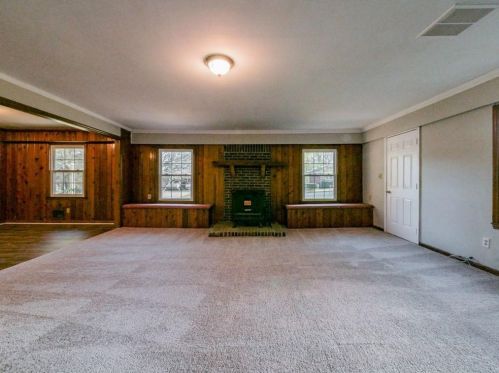 1958 Pinecrest Dr, Morrow, GA 30260-2526