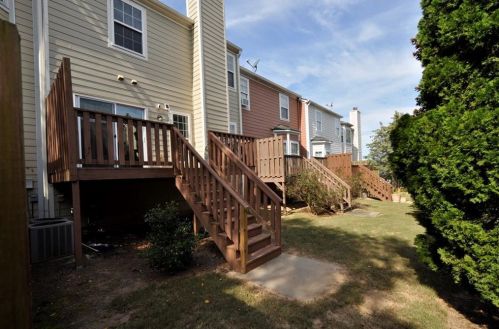 202 Valley Xing, Holly Springs GA  30114-1231 exterior