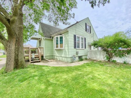 817 Forest St, Ottawa, IL 61350-2534