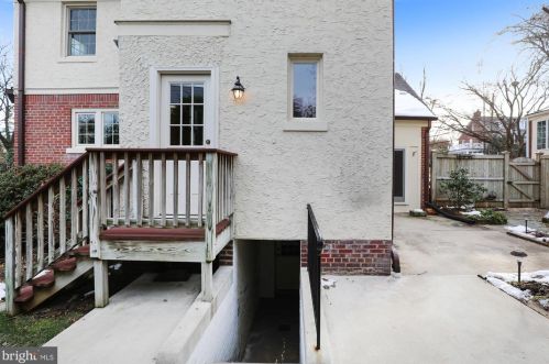 1903 Stratton Rd, Silver Spring MD 20910-1739 exterior