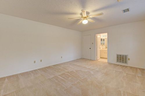 46 Ivy Ct, Conroe TX  77304-1205 exterior