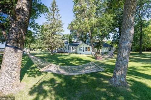 42606 Pleasure Park Rd, Ottertail, MN 56571-9455