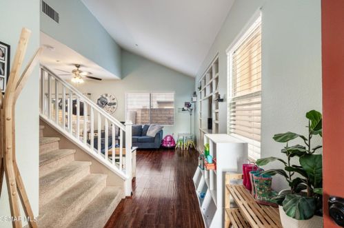 1843 Amberleaf Ln, Simi Valley CA  93065-7435 exterior