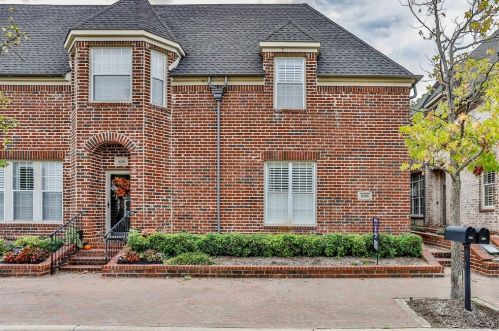 8216 Bridge St, Fort Worth, TX 76180-5534