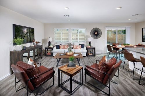 4376 Avenue, Lancaster, CA 93536