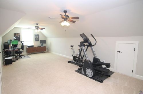 2074 Hiwassee Dr, Bonaire GA  31005-2507 exterior
