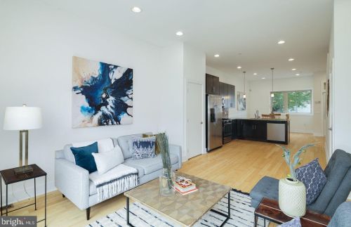 1119 Howard St, Philadelphia PA  19123-1609 exterior