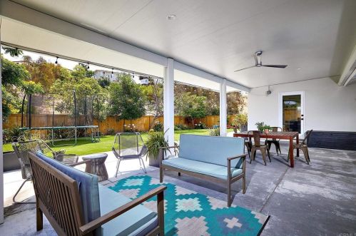 4868 Kelly Dr, Carlsbad, CA 92008-3733
