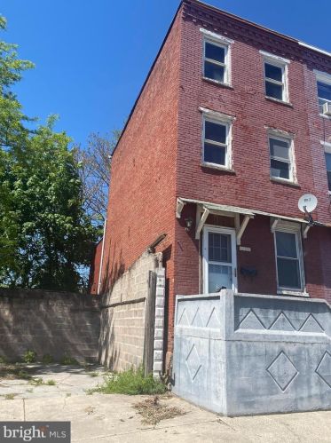 1706 Briggs St, Harrisburg, PA 17103-1528