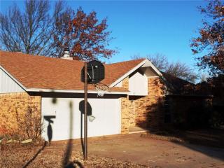 2 Doug Dr, Shawnee, OK 74804-1115