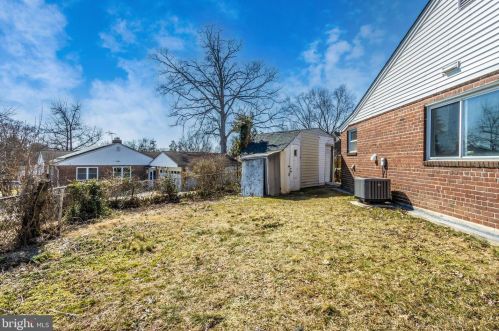 8107 Lockney Ave, Silver Spring MD 20912-7304 exterior