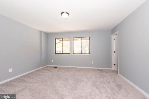 5612 Thicket Ln, Columbia MD  21044-2527 exterior