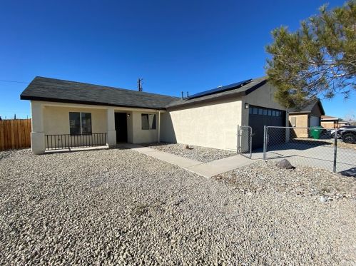 1241 Ranger St, Ridgecrest, CA 93555-5125