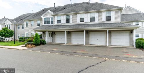 1005 Eagles Chase Dr, Trenton NJ  08648-2539 exterior