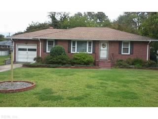 1228 Ormer Rd, Chesapeake, VA 23325-2721