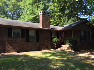130 Lake Carroll Blvd, Carrollton, GA 30117-1961